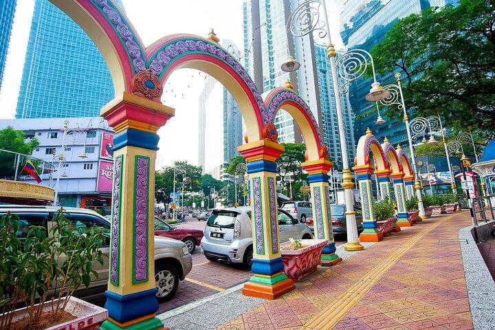 クアラルンプールのバトゥ洞窟と文化の半日プライベート ツアー
