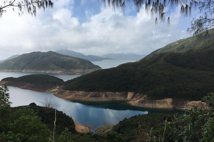Caminata por playas desiertas en grupos pequeños en Hong Kong
