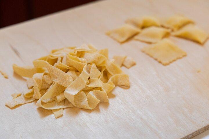 ローマで料理体験教室：フェットゥチーネ、ラヴィオリ＆ティラミス
