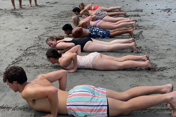 Cours de surf à la plage Manuel Antonio