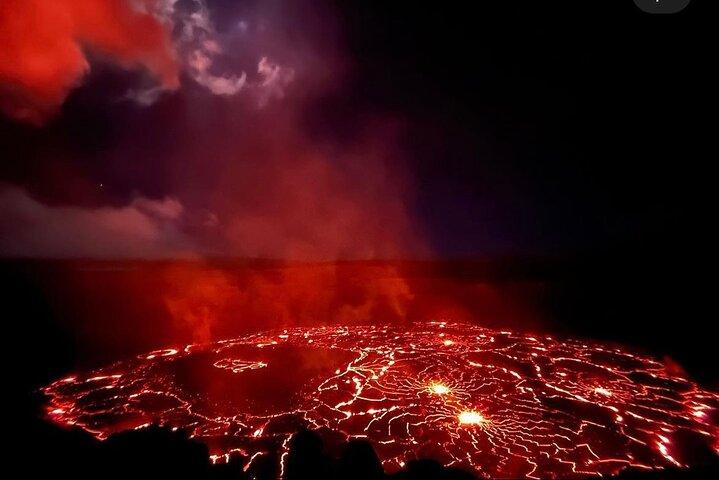 Escursione a Kīlauea e osservazione della lava con nativi hawaiani