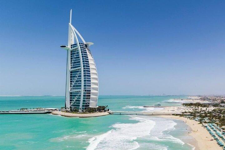 Tour privato della città di mezza giornata con cornice di Dubai