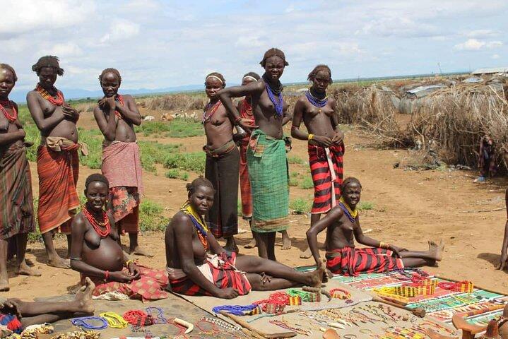 6 Days Visiting Omo Valley Tribes