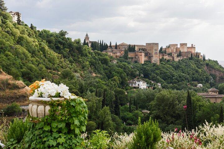 Führung durch die Alhambra-Gärten (englischsprachiger Reiseführer)