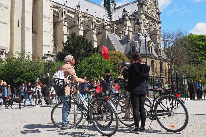 Paris Guided Food Tour by Bike - Ile de la Cité and Marais