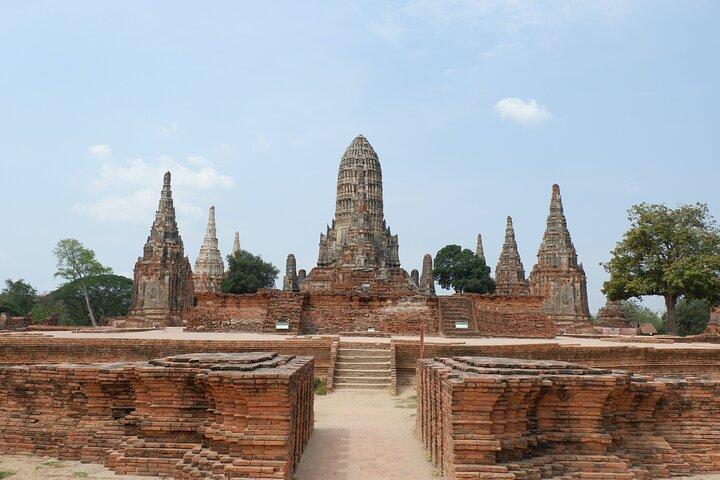 Excursão turística em Ayutthaya para mercado flutuante e templos famosos