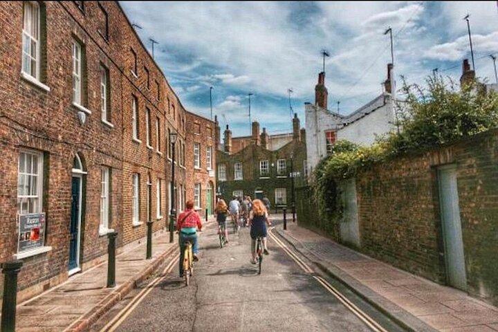 Private City & Secrets : ロンドンの隠れた名所を巡る