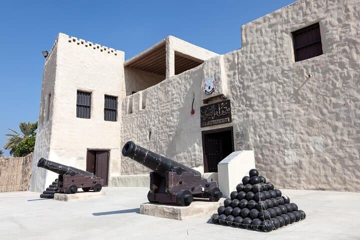 Five Emirates Tour from Dubai! A Day trip to countryside of UAE!