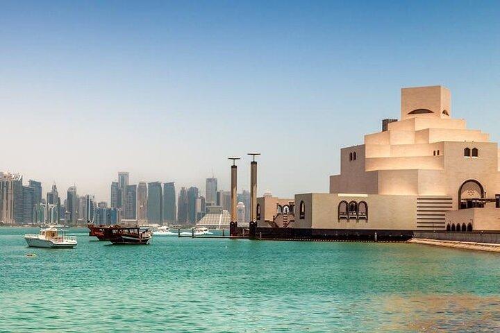 Experimente o passeio pela cidade de Doha com guia local e passeio de Dhow