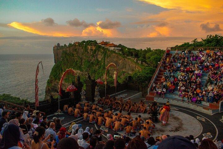 Privat tur Uluwatu Sunset og Kecak Fire Dance i Jimbaran Bay