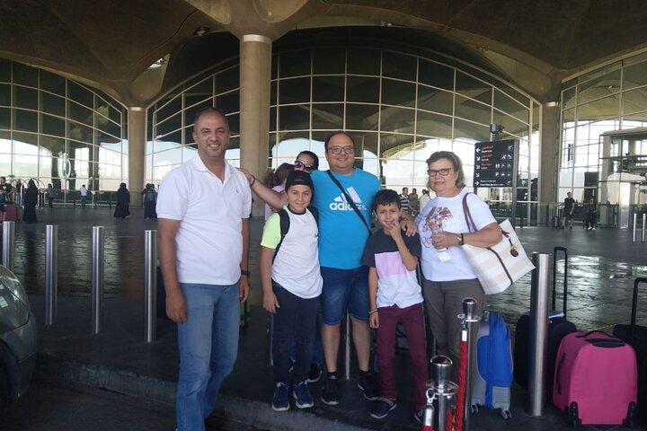 Transferências Elite: Aeroporto Queen Alia para qualquer destino na Jordânia
