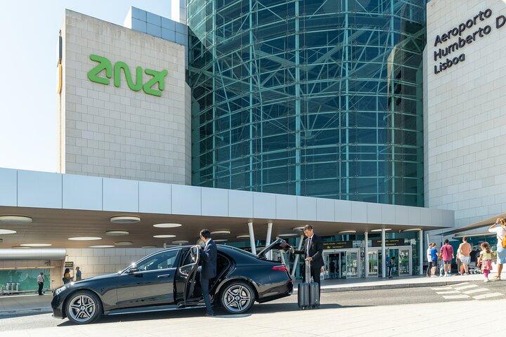Lisbon Airport Private Transfer – Unlimited Waiting Included
