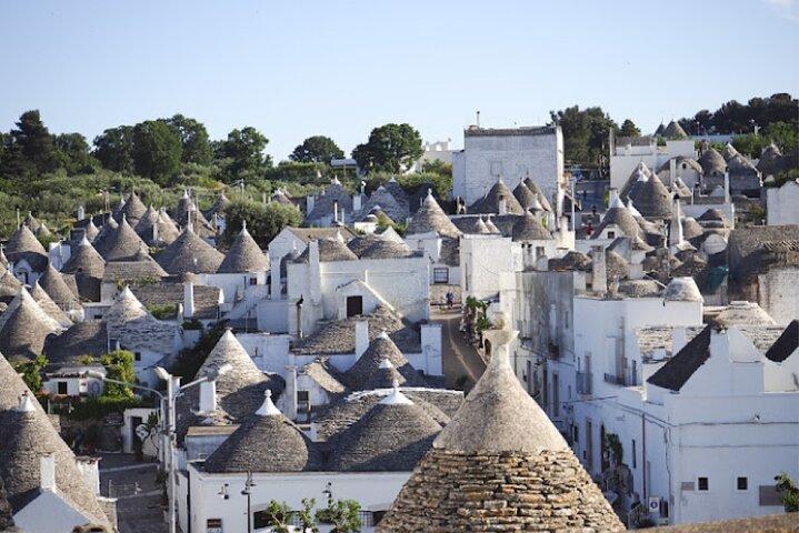Tour de LOCOROTONDO e ALBEROBELLO saindo de Bari