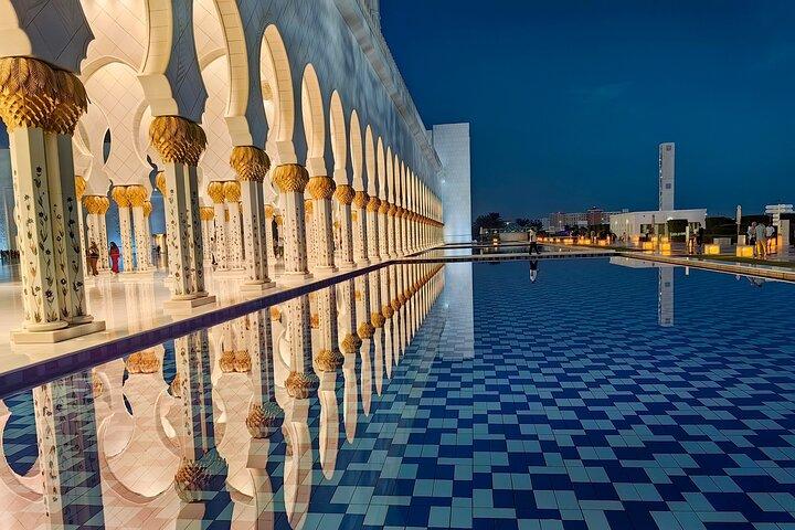 El tour al atardecer más Starling Abu Dhabi Mezquita Sheikh Zayed