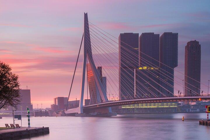 Rotterdam: Audioguida City Walk in 7 lingue sul tuo telefono