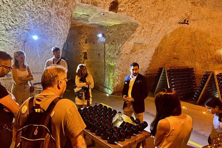 Grand VINTAGE Taittinger Veuve Clicquot Cellars & Tastings viagem