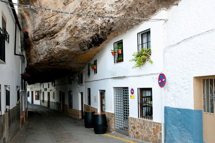 Dagtocht naar Zahara, Setenil en Ronda vanuit Sevilla