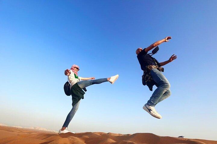 Safari Dubaï Red Dunes, VTT, promenade à dos de chameau, barbecue au camp du désert