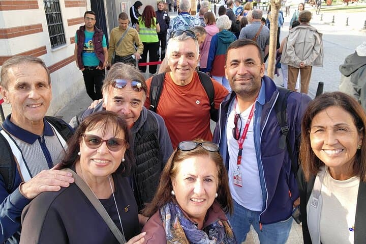 Topkapi Palace tour with Harem,guide is included,ticket is extra
