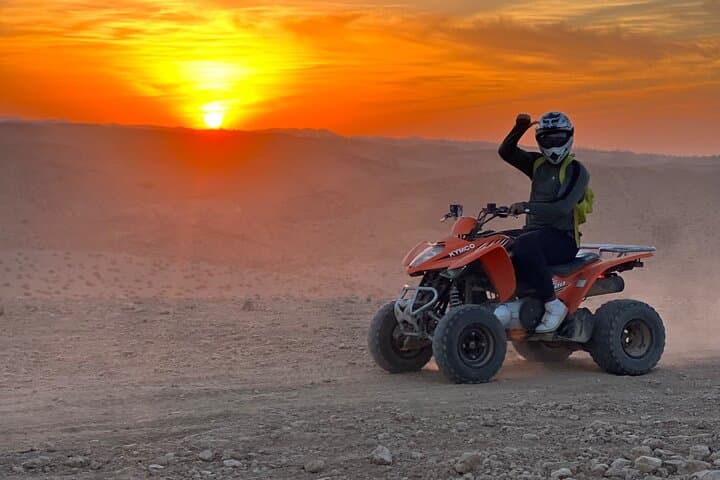 Agafay Desert: Quad Bike, Camel Ride and Dinner Show in Marrakech