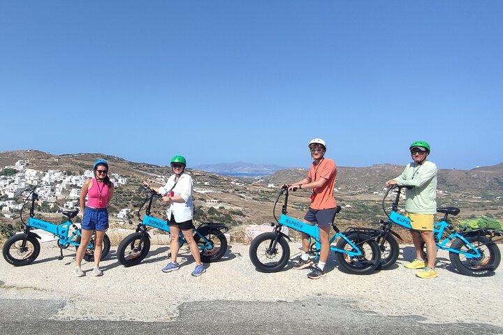 Tour privato guidato in bici elettrica Ode-yssey Uncharted a Naxos