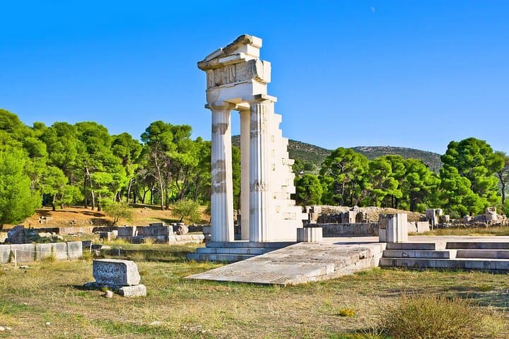 Tour and Live Performance in the Ancient Theater of Epidaurus