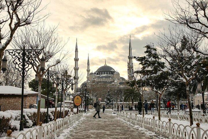 3-Day Private Istanbul & Cappadocia Tour with Flights & Hotel