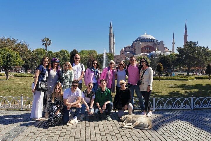 3-Day Private Istanbul & Cappadocia Tour with Flights & Hotel