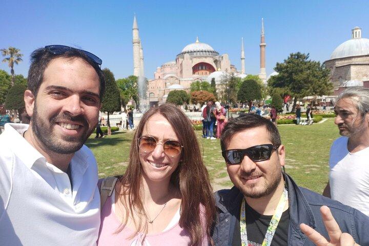 3-Day Private Istanbul & Cappadocia Tour with Flights & Hotel
