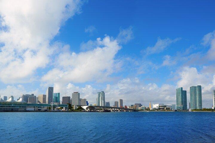 Privat overførsel i SUV Orlando Airport (MCO) til Orlando Hotels