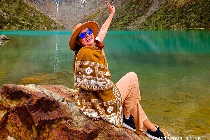 Tour Humantay lake in Cusco