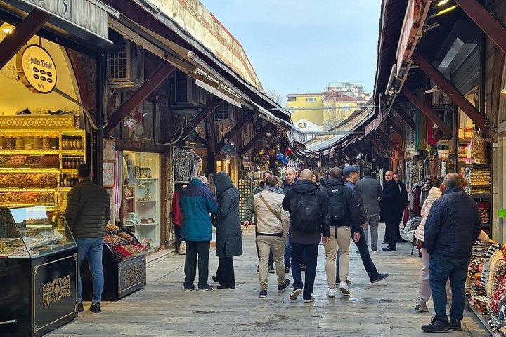 Istanbul Quest: Uncover the Ottoman Revolt of 1703