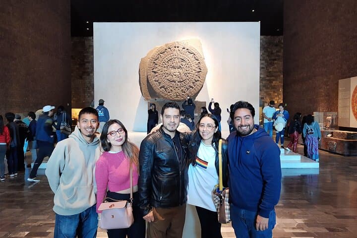 Tour Museum Anthropology and Castle Chapultepec Small groups