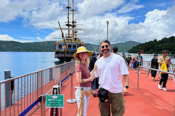 Tour privato personalizzato di un'intera giornata di Hakone con Guida autorizzata