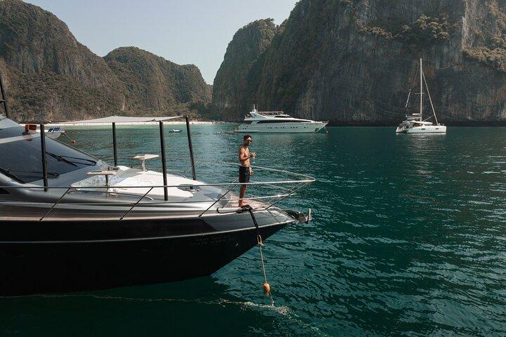 Hype Giornata intera Phuket 's Yacht Experience