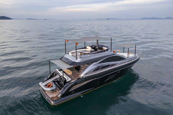 Hype Giornata intera Phuket 's Yacht Experience