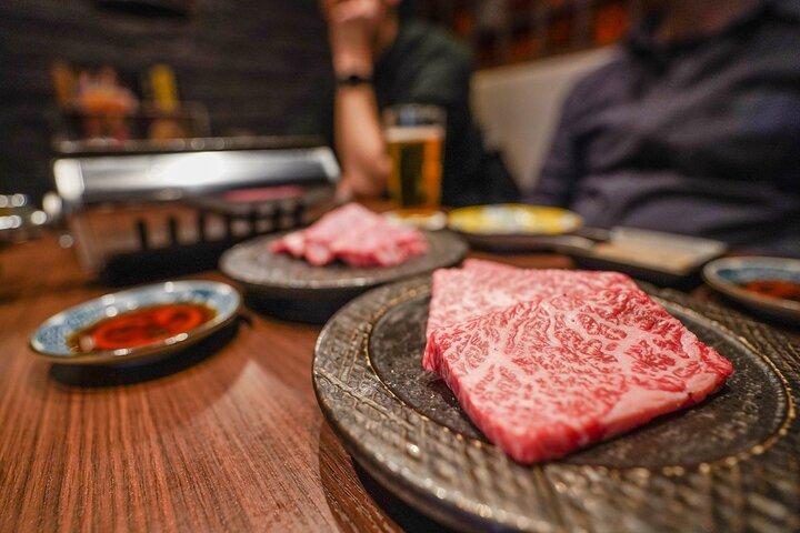 Tokio Omakase Sushi & A5 Wagyu Premium Foodie Tour en Shinjuku