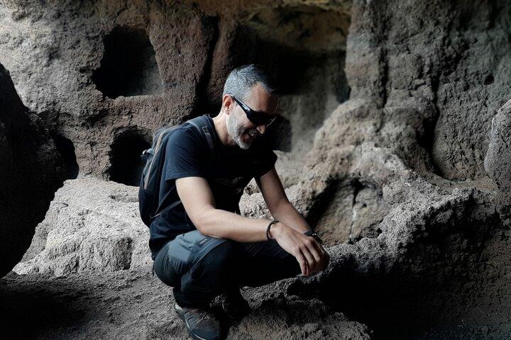 Barranco de las Vacas, cavernas e aldeia por Sky Rebels