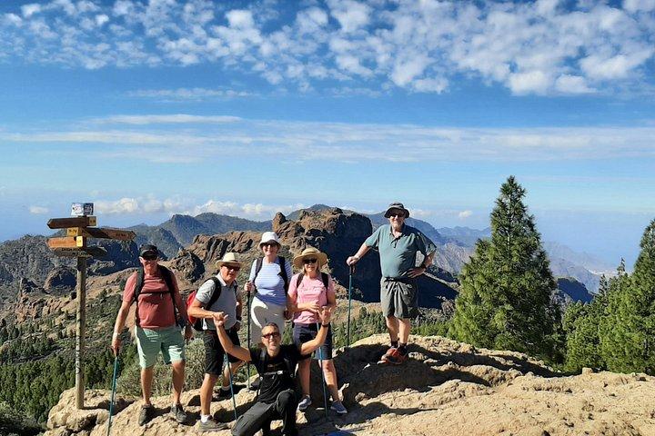 Roque Nublo : Sky Rebelsと火山ハイキング