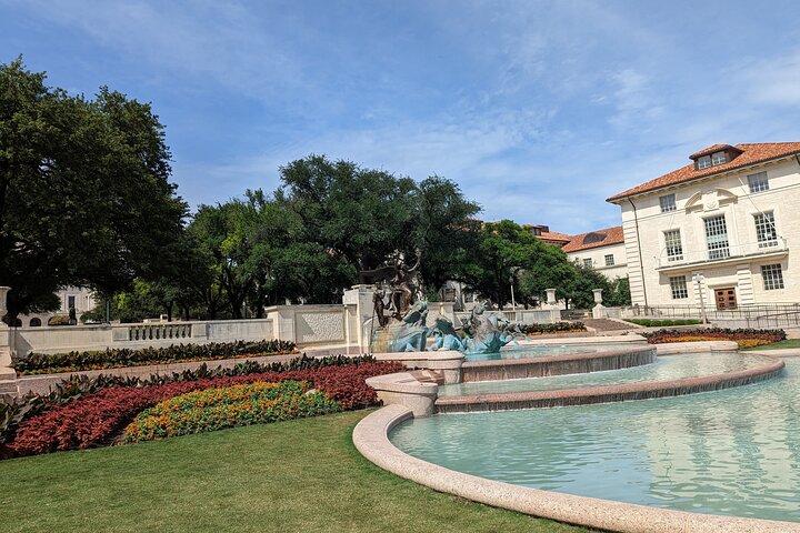 Austin: UT Campus Magic Puzzle Adventure