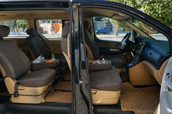 Privater einfacher Transfer von Tanger nach Fes über Chefchaouen