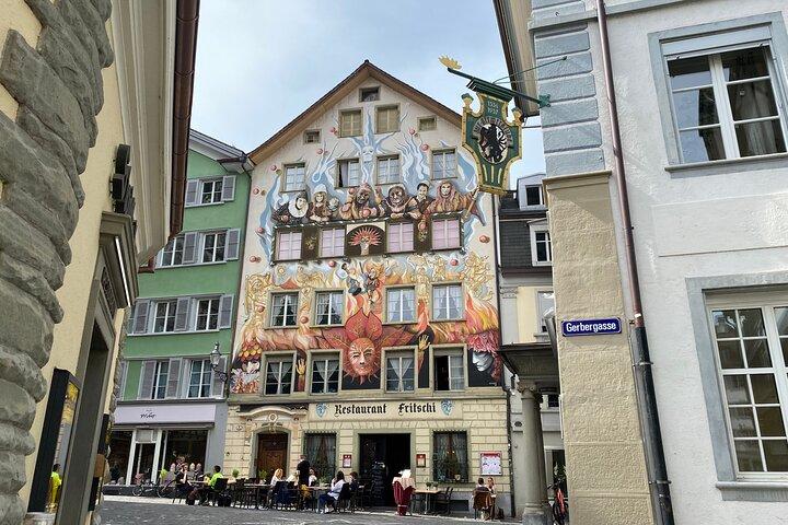 Revealing Lucerne: Self-Guided Reading City Tour