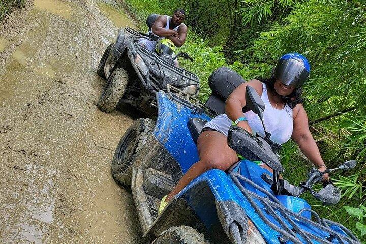 Balade en VTT, Rafting en bambou, Lunch & Rick's Café au départ de Montego Bay