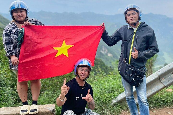 5 dagars Ha Giang Loop motorcykeltur - tur och retur med buss från Hanoi