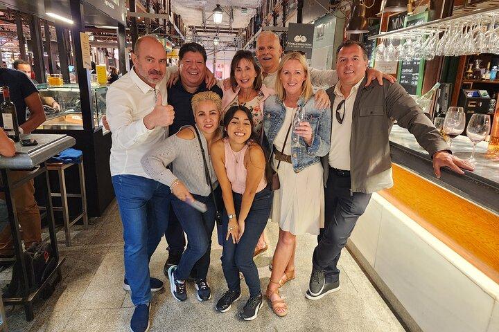 Old Madrid Tapas & Weinprobe Tour - Echte kleine Gruppen 8 Max