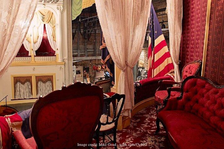 Secrets & Scandals: Washington DC Private Half-Day Walking Tour