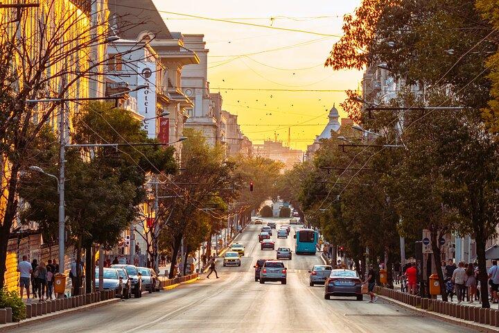Visite à pied de la vieille ville de Bucarest avec Damian Anfile