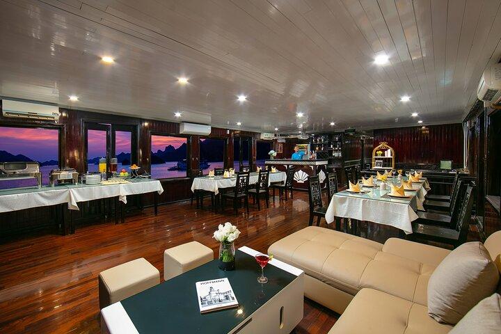 Halong Fantasea Cruises - 2 dagar 1 nattstur från Hanoi