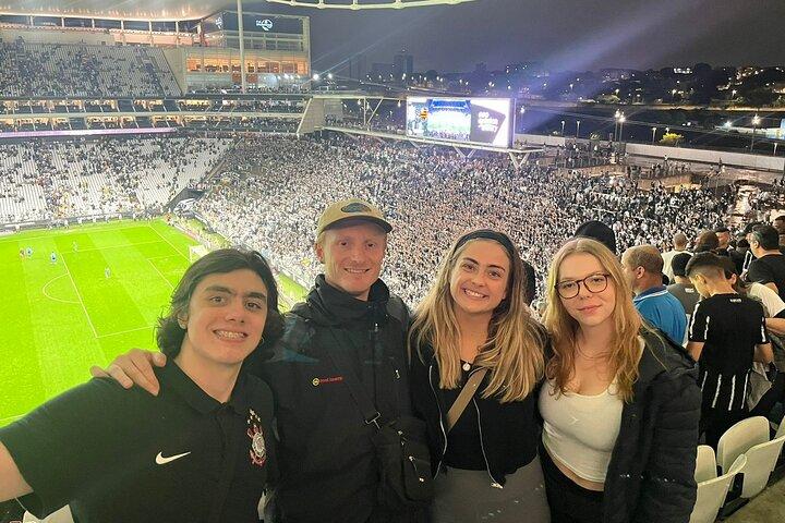 São Paulo: Deltag i en fodboldkamp med en lokal guide