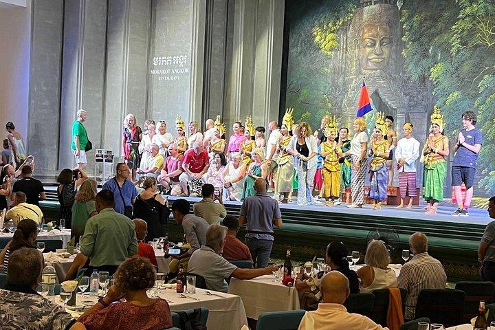 Siem Reap Apsara Dinner show & Hotel Pick up